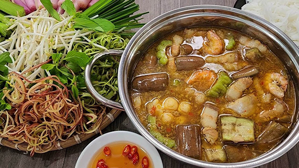 Lẩu mắm- đặc trưng của Nam Bộ